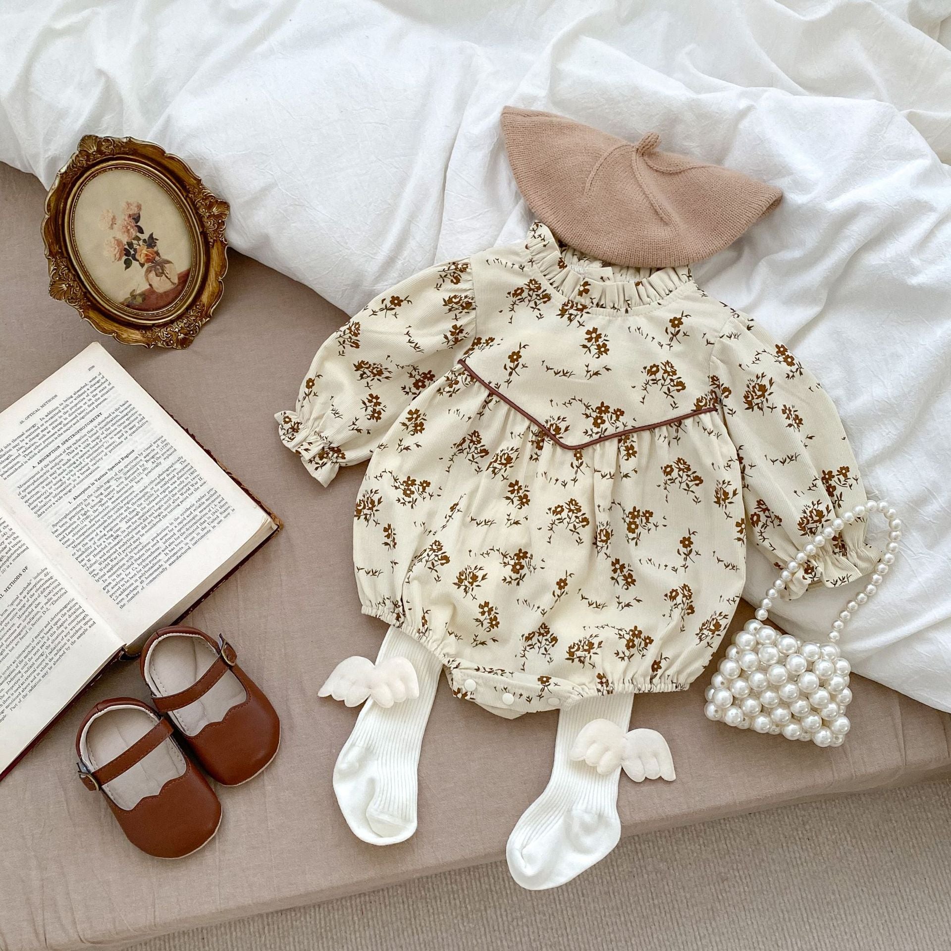 Autumn Floral Pattern Fashion Triangle Onesies-2
